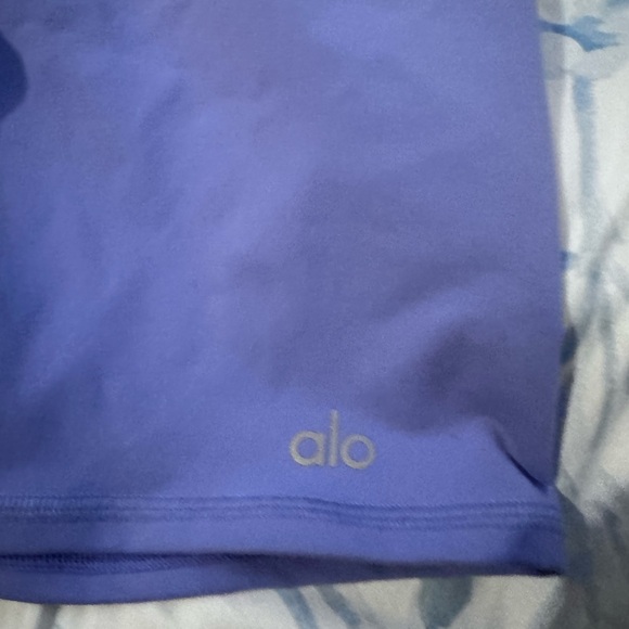 LIKE NEW💜ALO YOGA RARE WORKOUT SET - Picture 2 of 9